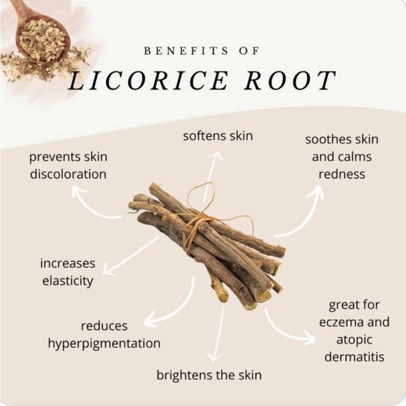 Turmeric Soap Bar + Facial Exfoliating Tool - Picture 6 of 8